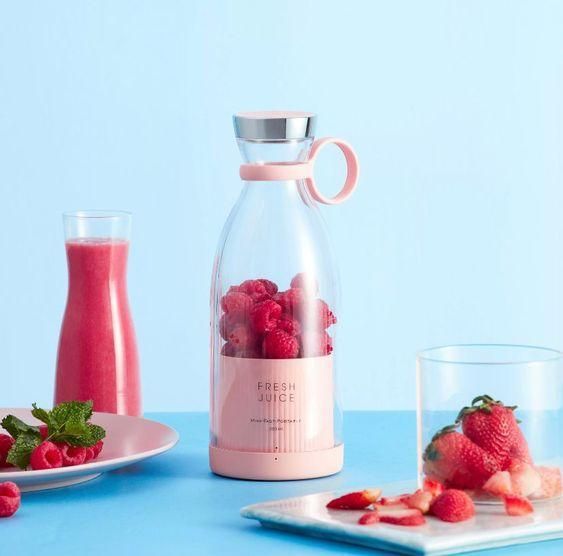 Mini Juice Blender for Home & Travel – USB Rechargeable, Easy to Use